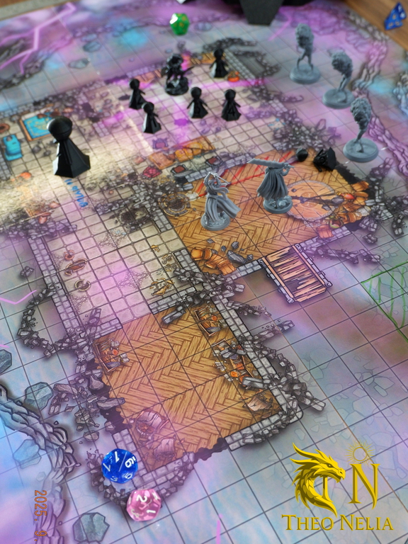 Поле игровое, для ДнД и НРИ «Мистический дом на горе», ламинированное, сборное, самоклеящееся. Разметка: сетка 25 на 25 мм. Размер: 59,4 x 8 - Pic n 309202