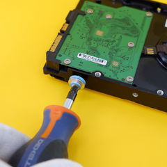 Винты голубые 4шт. HP X9L44A6 Bulk / С вибро поглощающими прокладками / Для крепления жестких дисков